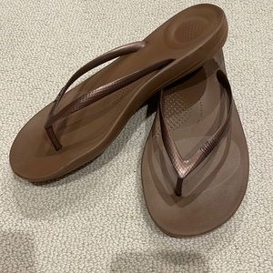 Fitflop IQUSHION Ergonomic Flip-Flops